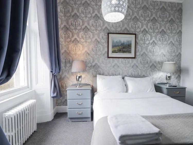 Mcinnes House Rooms With Breakfast Кингасси Экстерьер фото
