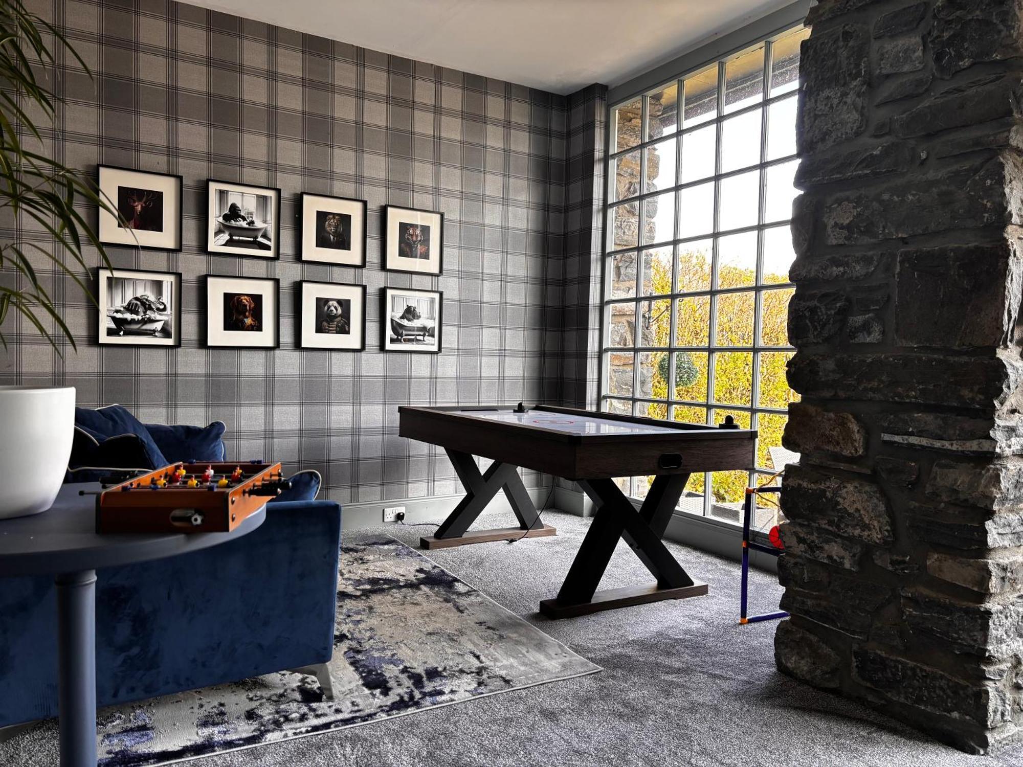 Mcinnes House Rooms With Breakfast Кингасси Экстерьер фото